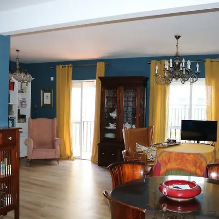 Homestay Calle Martinez Montanes, 19 Seville