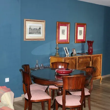 Calle Martinez Montanes, 19 Homestay *