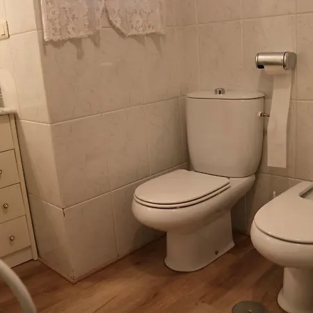 Calle Martinez Montanes, 19 Homestay